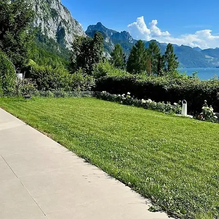 Traumsee Am Traunsee In Mit 180 Grad See- Und Traunsteinblick Apartman