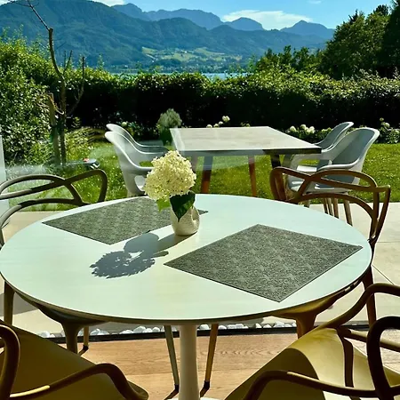 Traumsee Am Traunsee In Mit 180 Grad See- Und Traunsteinblick Apartman