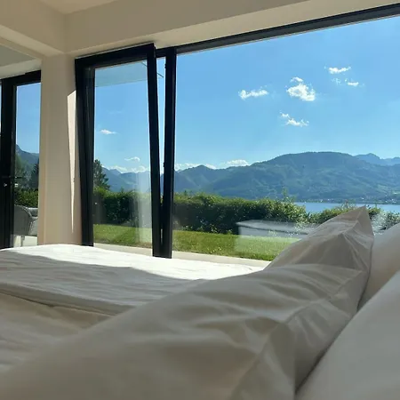 Apartman Traumsee Am Traunsee In Mit 180 Grad See- Und Traunsteinblick *