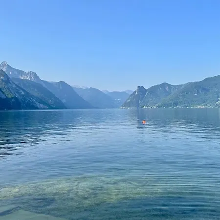 Traumsee Am Traunsee In Mit 180 Grad See- Und Traunsteinblick