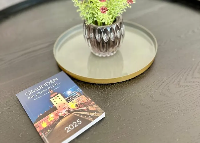 公寓 Traumsee Am Traunsee In Mit 180 Grad See- Und Traunsteinblick 格蒙登